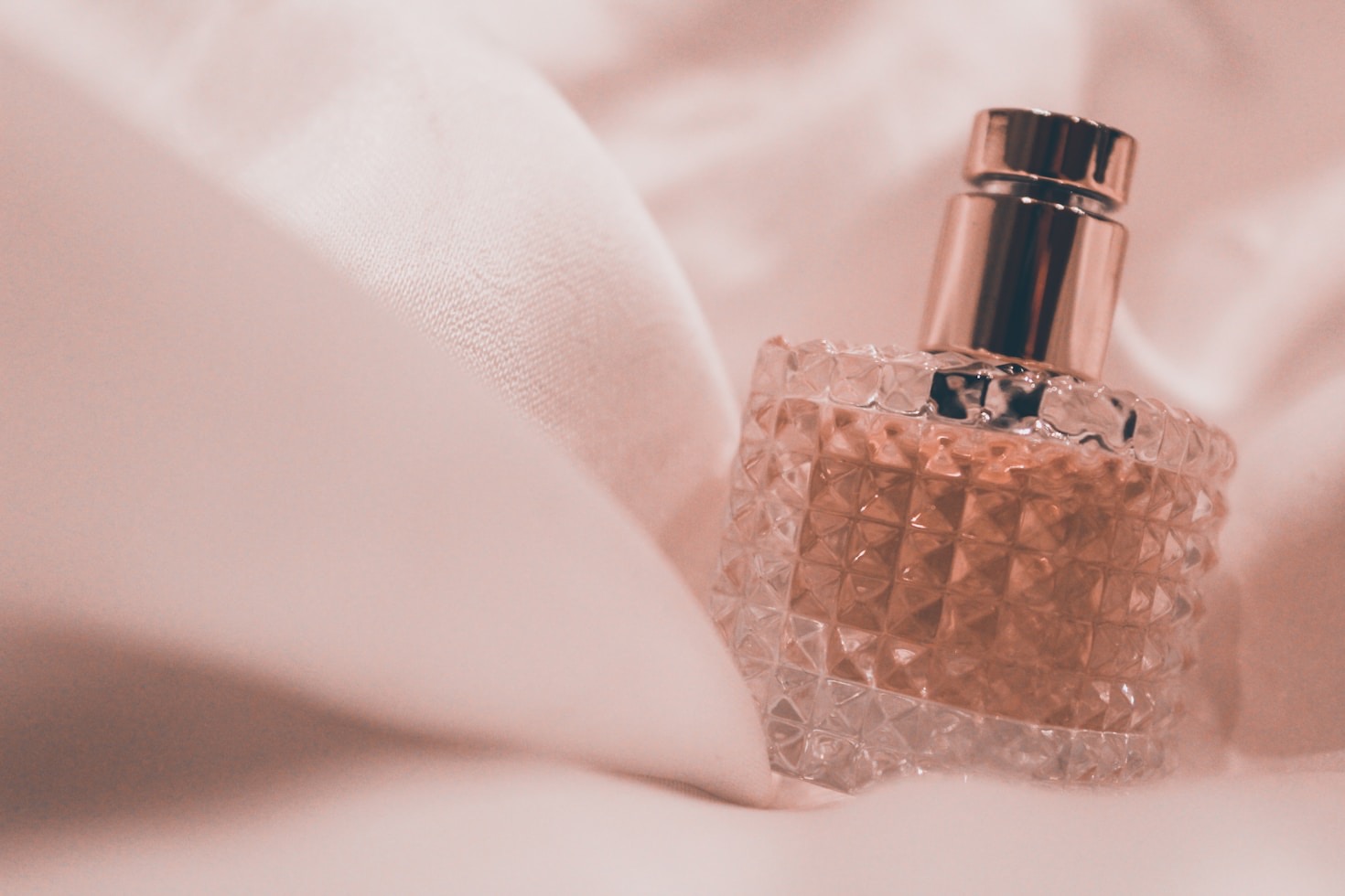 Guia completo de fragrâncias para eventos corporativos